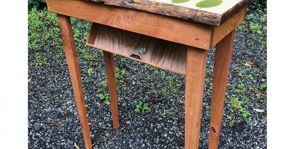 Inlay leaves console table, hidden compartment