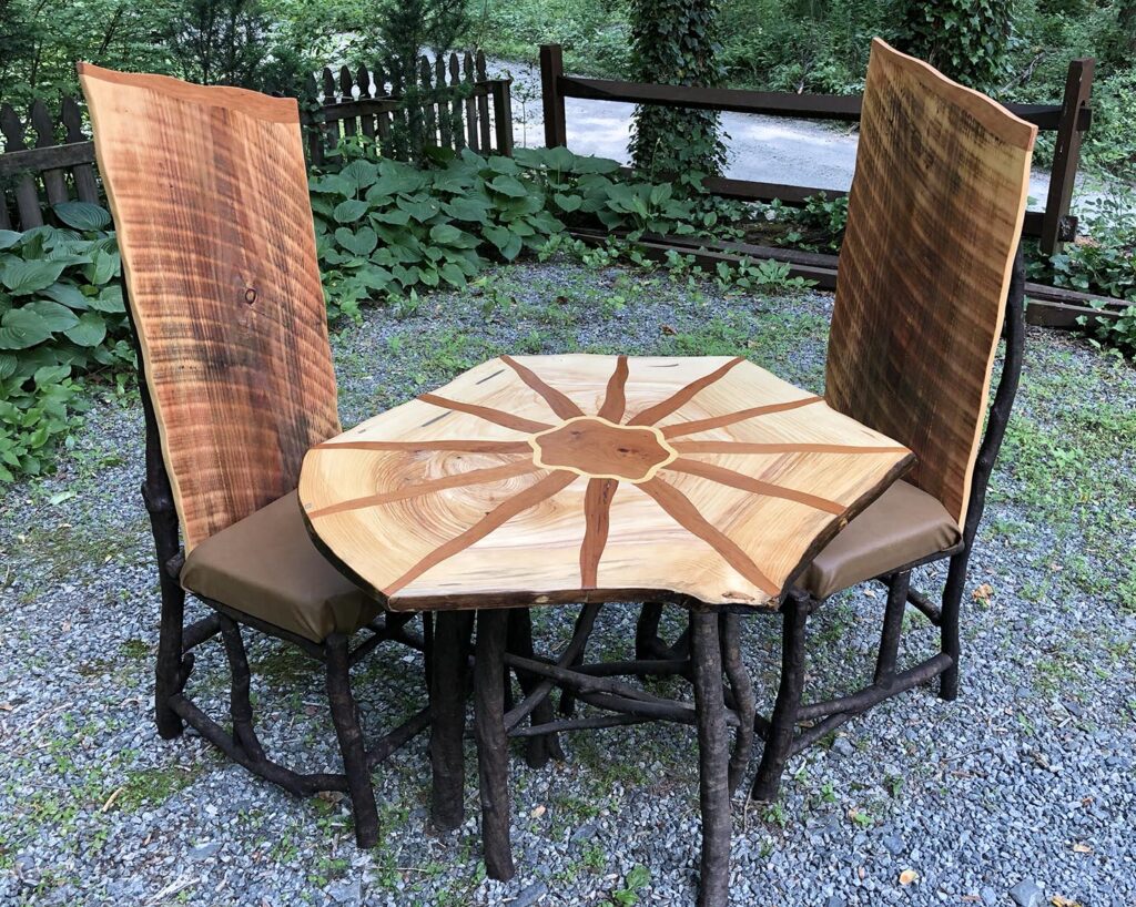 Rustic Table/Chairs